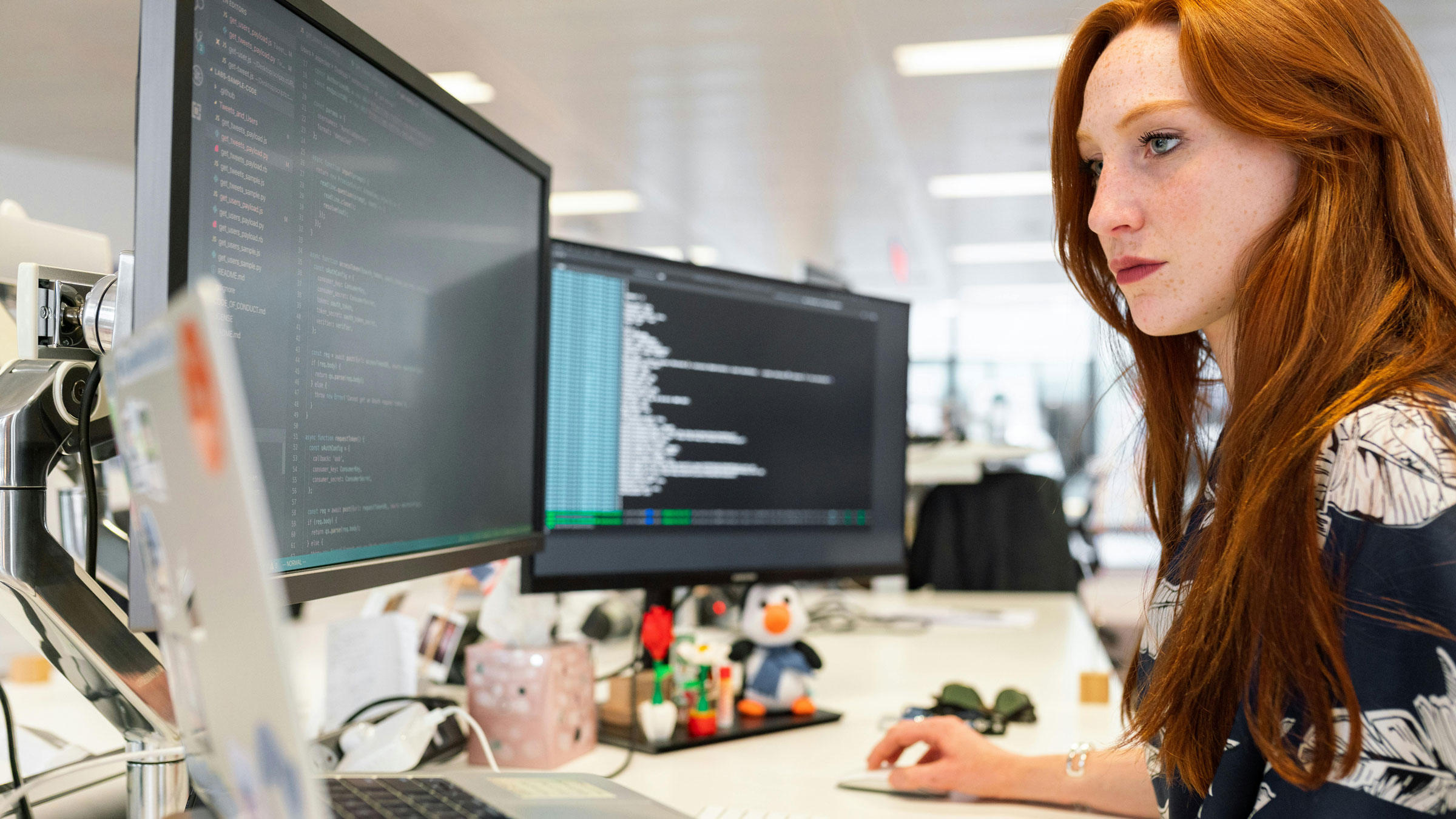 Innovating Business by Controlling End User Computing